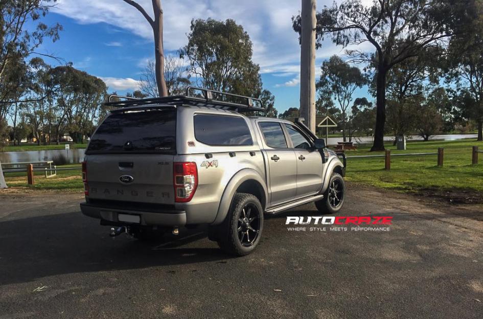 FORD RANGER COUPLER BLACK MACHINED WITH DARK TINT 5